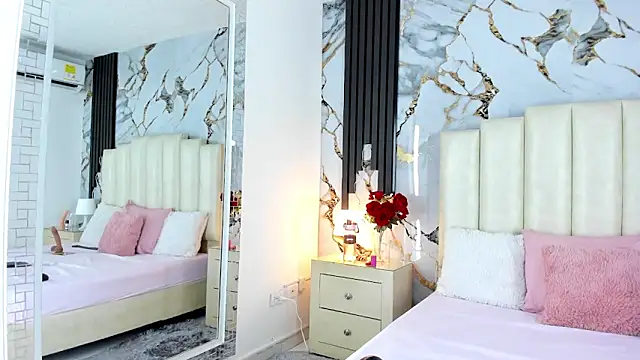 Snapshot of lulumars chatting on January 2025 07:15:01 AM lulumars online show from January 2025 07:15:01 AM