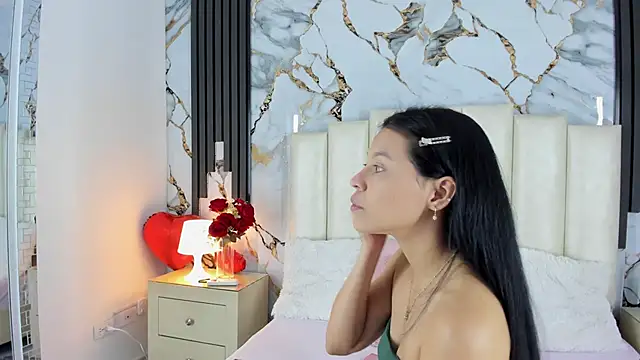 Snapshot of lulumars chatting on February 2025 04:40:02 AM lulumars online show from February 2025 04:40:02 AM