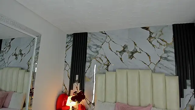 Snapshot of lulumars chatting on February 2025 06:39:02 AM lulumars online show from February 2025 06:39:02 AM