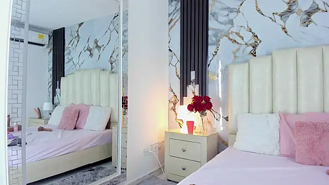 Snapshot of lulumars chatting on February 2025 10:15:02 AM lulumars online show from February 2025 10:15:02 AM