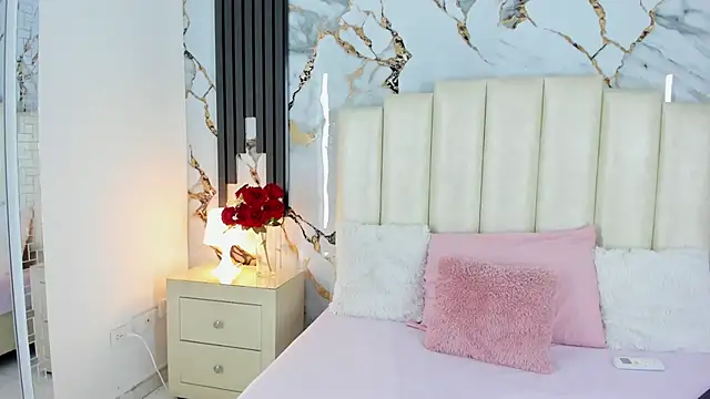 Snapshot of lulumars chatting on March 2025 05:05:02 AM lulumars online show from March 2025 05:05:02 AM