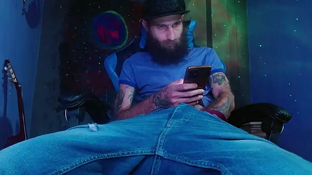 Tatted21xxx online show from February 2025 06:09:02 PM