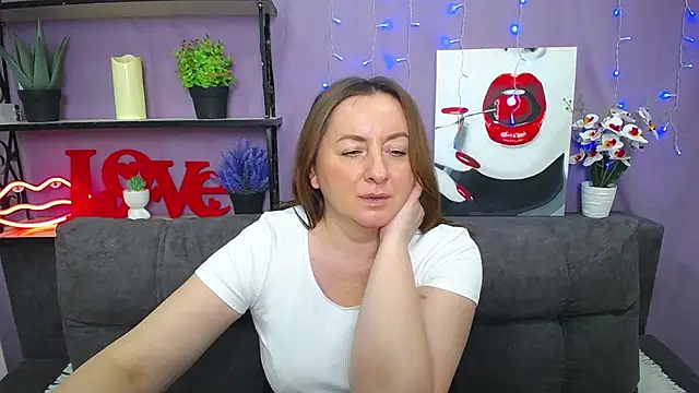 Abby Taylorr online show from March 2025 01:38:02 PM