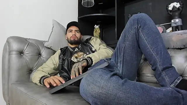 matteosantos online show from March 2025 11:41:01 AM