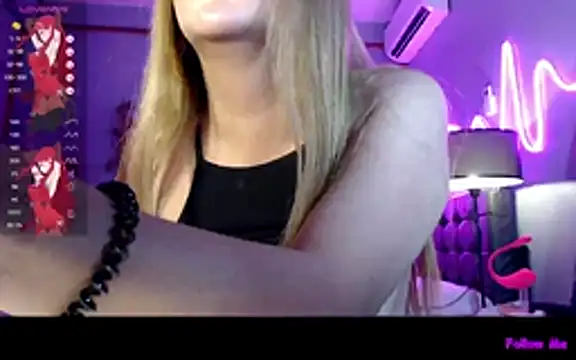 DivaMooree online show from November 2025 04:26:02 AM