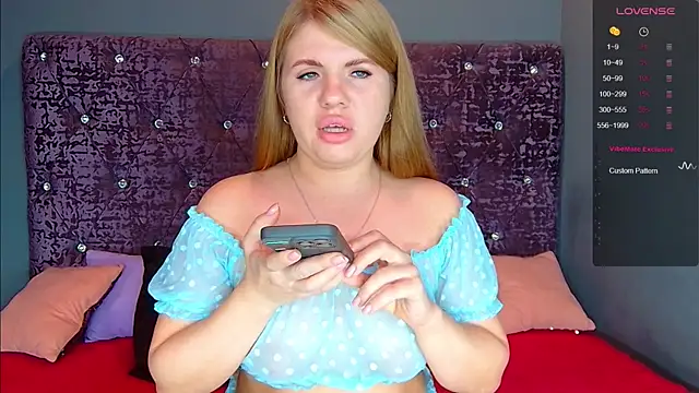 NoraBigAss online show from October 2025 01:13:02 AM