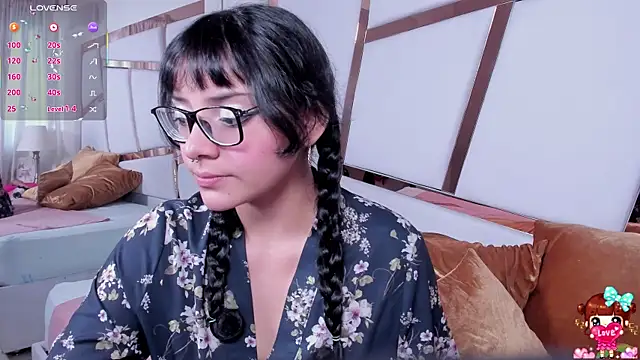 lucyycy online show from September 2025 05:09:01 AM