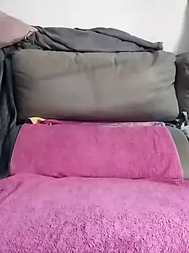 LoGaNfree88 online show from February 2025 04:43:01 PM