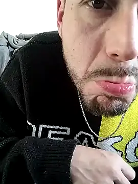 LoGaNfree88 online show from February 2025 01:44:01 PM