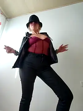 Snapshot of sexymarilyncolombia chatting on March 2025 01:27:02 PM sexymarilyncolombia online show from March 2025 01:27:02 PM