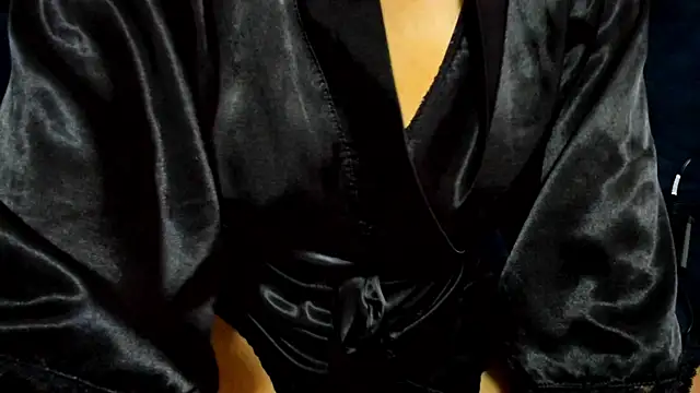 tiffanystonne online show from October 2025 03:24:01 PM