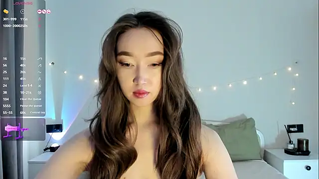  luna 022 online show from September 2025 04:25:02 AM