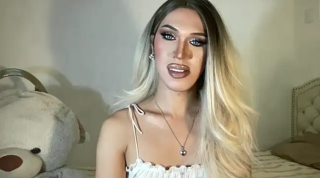 Ts glamxxxx online show from February 2025 03:42:01 AM