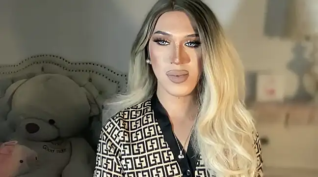 Ts glamxxxx online show from March 2025 07:49:02 PM