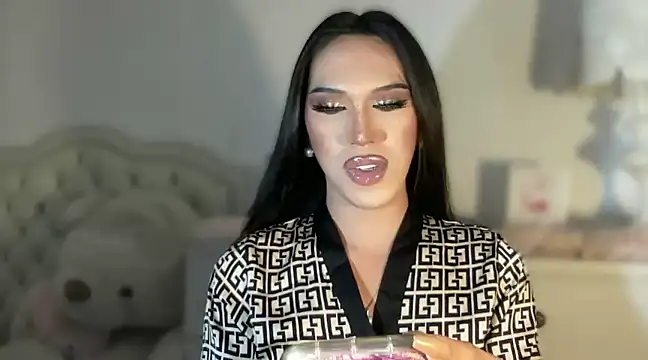 Ts glamxxxx online show from March 2025 09:56:01 AM