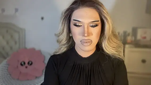 Ts glamxxxx online show from October 2025 02:56:01 AM