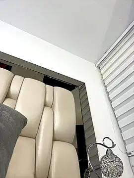 ALISSON FOXXX1 online show from October 2025 08:52:01 PM