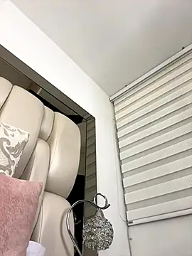 ALISSON FOXXX1 online show from November 2025 11:02:01 PM