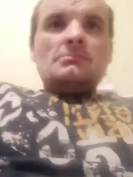 Snapshot of 185322 chatting on December 2024 09:00:02 AM 185322 online show from December 2024 09:00:02 AM