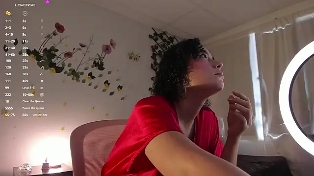 cailynhot online show from February 2025 08:32:01 PM