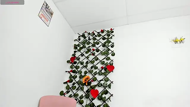 cailynhot online show from March 2025 03:49:02 PM