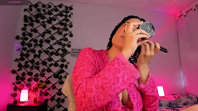 cailynhot online show from March 2026 09:26:01 PM