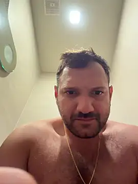 JonJ0 online show from January 2026 09:58:01 AM