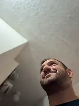 JonJ0 online show from August 2026 10:52:02 PM