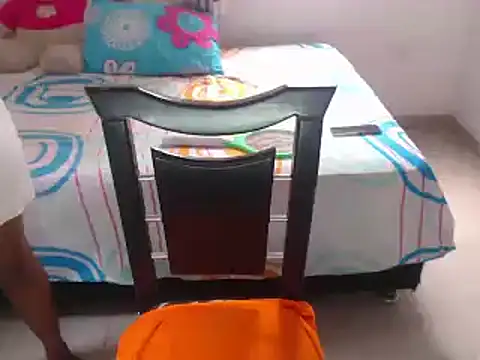 agatfox online show from December 2024 03:43:02 PM