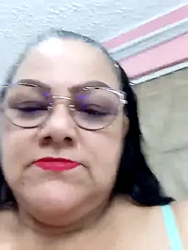 mommy cute online show from September 2025 03:17:02 AM