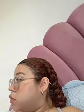 Snapshot of Lucyklein2022 chatting on April 2026 04:02:02 PM Lucyklein2022 online show from April 2026 04:02:02 PM
