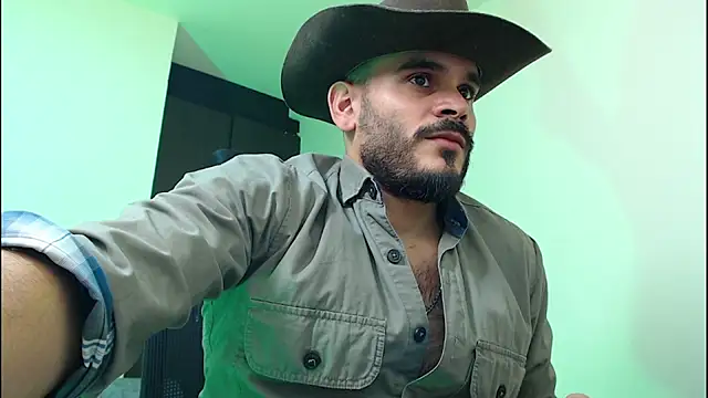 cowboyht online show from November 2025 01:38:01 AM