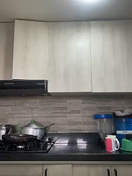 vaness weet online show from January 2025 02:41:01 PM