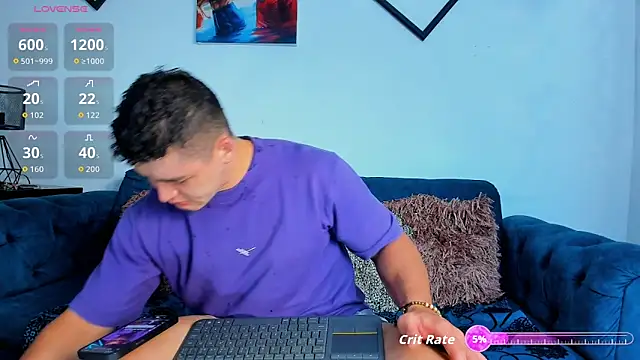 Leonsmoron online show from October 2025 11:47:02 PM