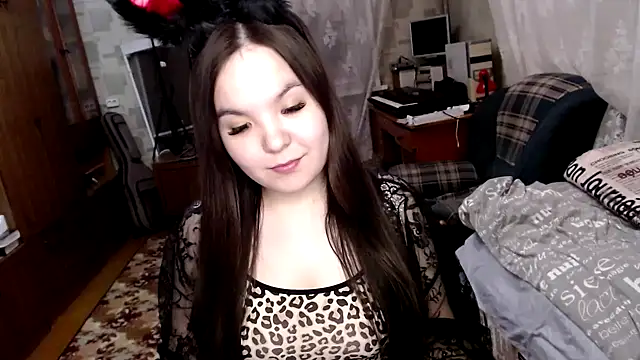 Snapshot of Var_Kiss chatting on February 2025 12:59:01 PM Var Kiss online show from February 2025 12:59:01 PM