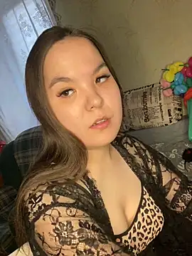 Snapshot of Var_Kiss chatting on March 2025 11:38:01 AM Var Kiss online show from March 2025 11:38:01 AM