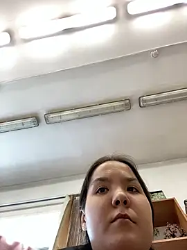 Snapshot of Var_Kiss chatting on September 2025 10:48:02 AM Var Kiss online show from September 2025 10:48:02 AM