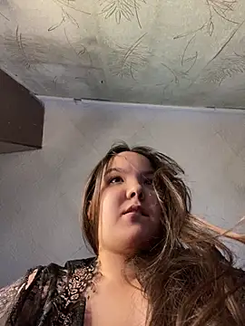 Snapshot of Var_Kiss chatting on October 2025 09:21:02 AM Var Kiss online show from October 2025 09:21:02 AM