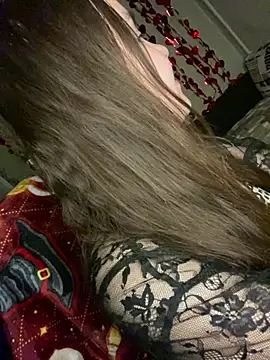 Snapshot of Var_Kiss chatting on February 2026 04:49:02 PM Var Kiss online show from February 2026 04:49:02 PM