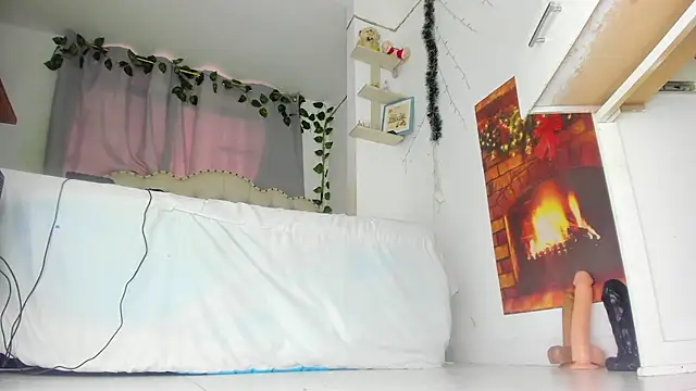 khalyn jenner online show from December 2024 06:38:01 PM