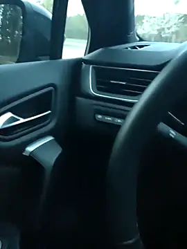 kiam471 online show from April 2026 06:15:01 PM