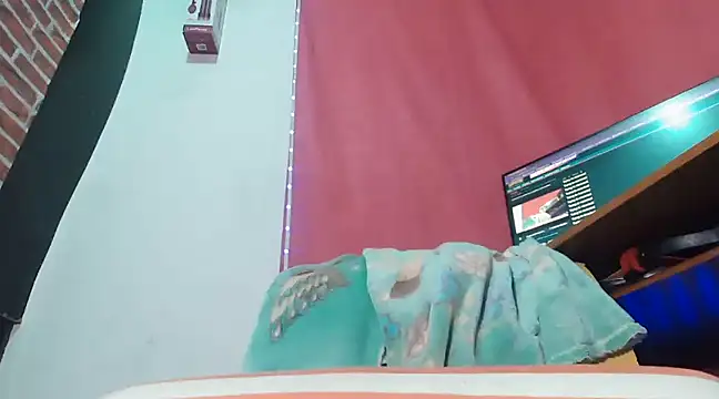 paulavletina21 online show from February 2025 01:00:02 PM