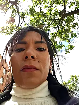 Doll Loren online show from February 2025 03:52:01 PM