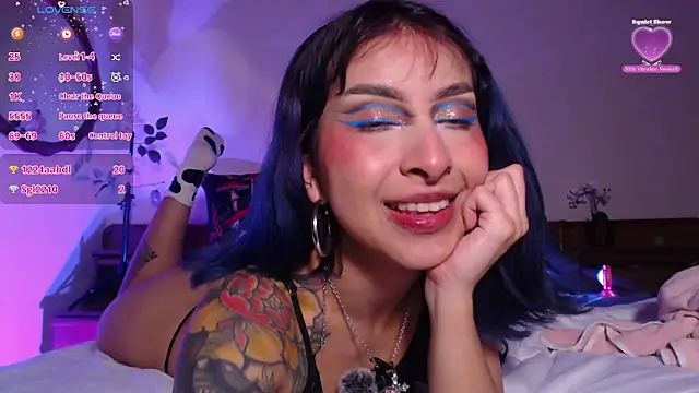 Cinamoonn online show from March 2025 02:16:01 AM