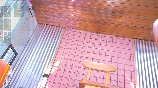 mensia hernandz online show from September 2025 01:27:01 PM