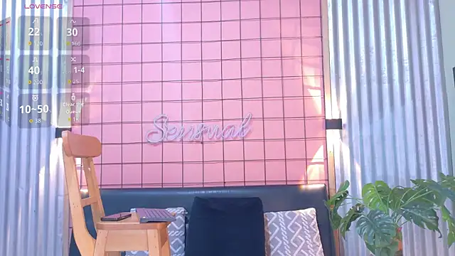 mensia hernandz online show from April 2026 01:31:01 PM