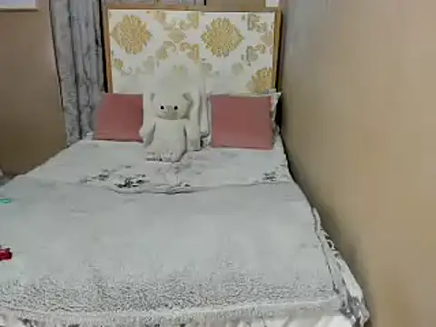 lady kim boner online show from March 2025 03:00:01 AM