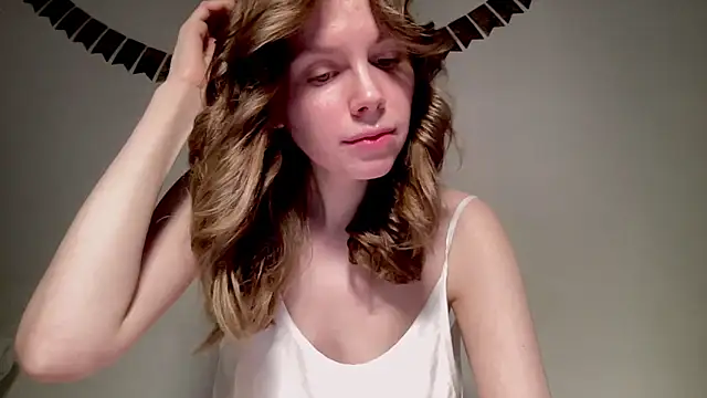 Nikki Mimimi online show from December 2024 10:14:02 AM