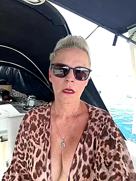 German Milf online show from September 2025 10:48:01 AM