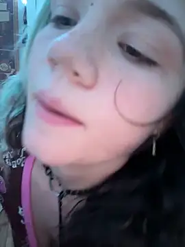 Snapshot of Cutiepiespanks chatting on September 2025 12:05:02 PM Cutiepiespanks online show from September 2025 12:05:02 PM